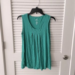 Croft & Barrow Women’s Medium Green with Navy Polka Dot Tank Top